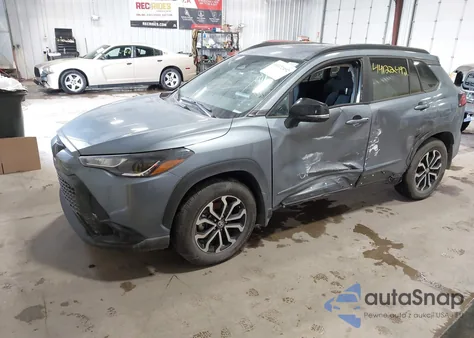 2025 Toyota Corolla Cross Hybrid Se from USA, damaged, VIN 7MUFBABG5SV083953